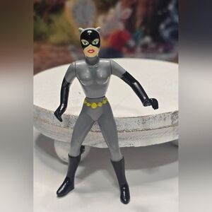Vintage DC Comics Batman Cat Women Gray Suit 1996 McDonalds Happy Meal Toy -Read